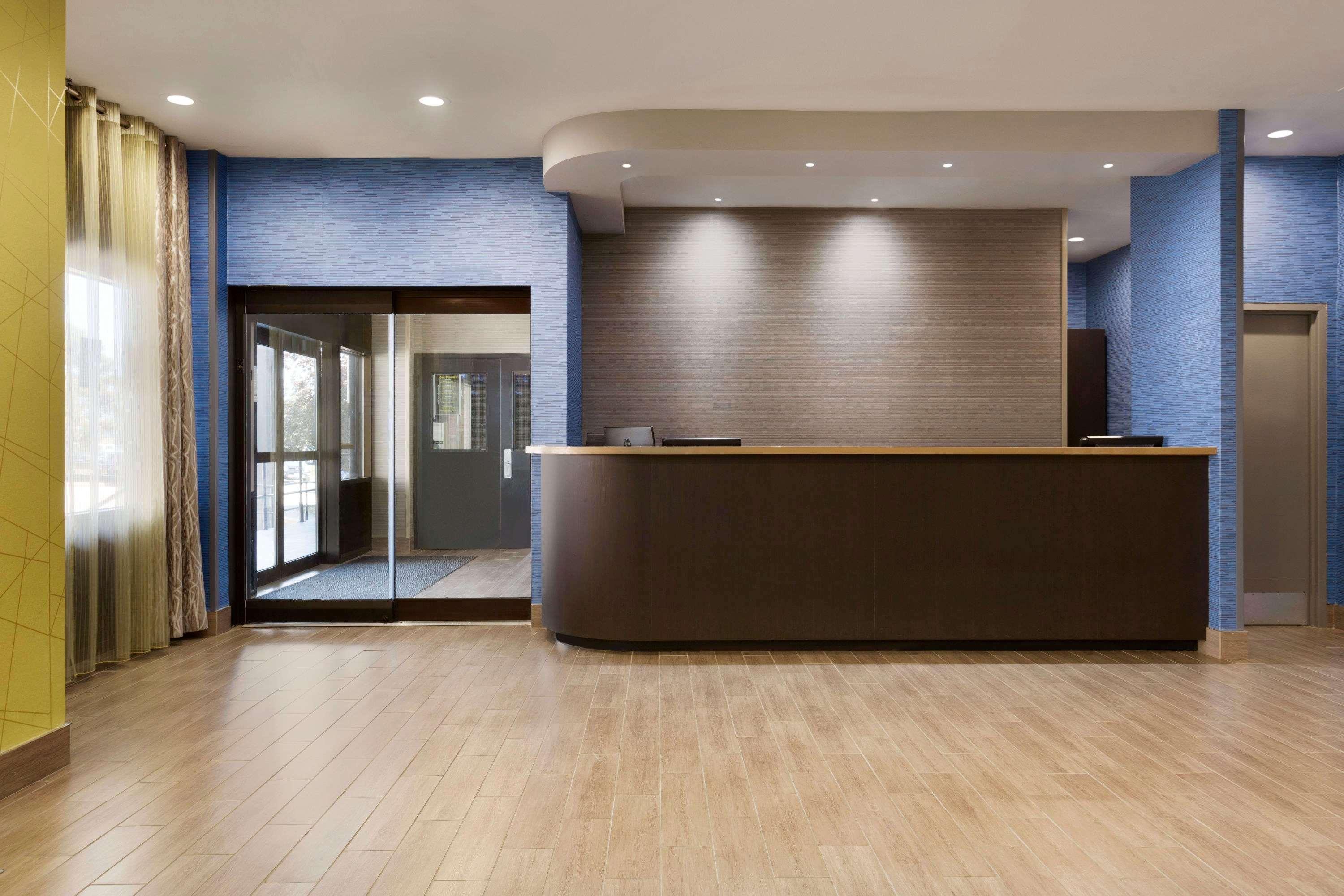 Travelodge By Wyndham Toronto East Exterior foto